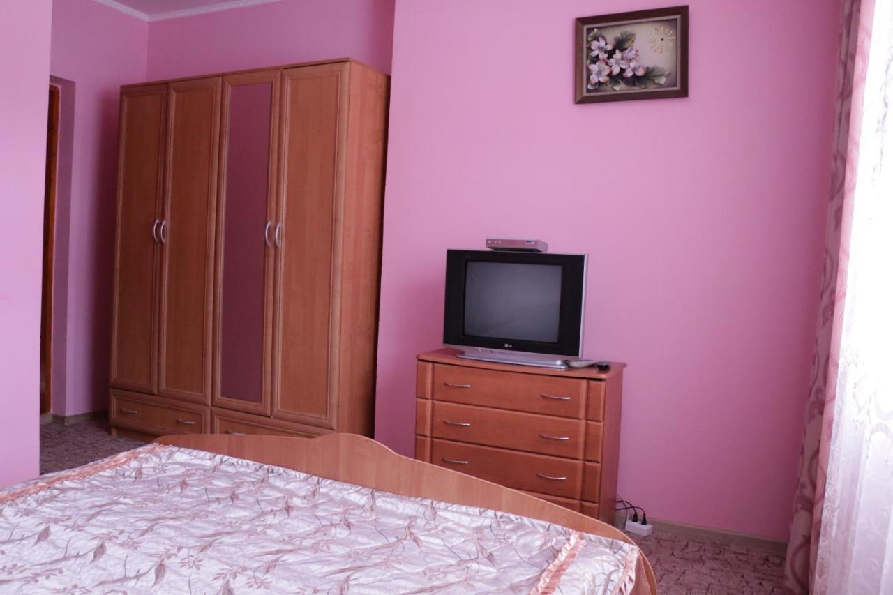 Karpatskyi Maetok Hotel Slavsko Exterior foto